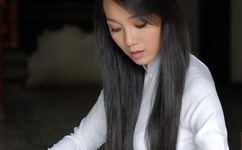 一区二区三区好的精华液杨朝越